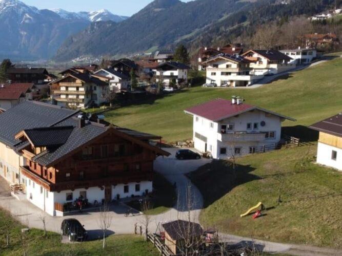 Holiday On An Organic Farm In Hart Im Zillertal Eksteriør billede
